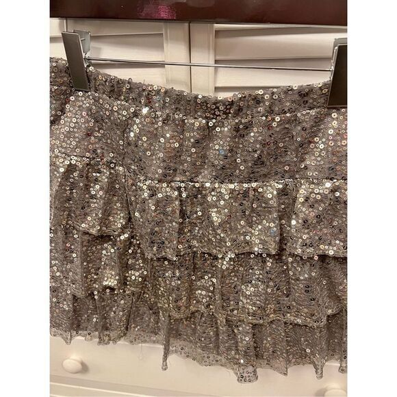 Express sequin tiered skirt - Picture 3 of 12